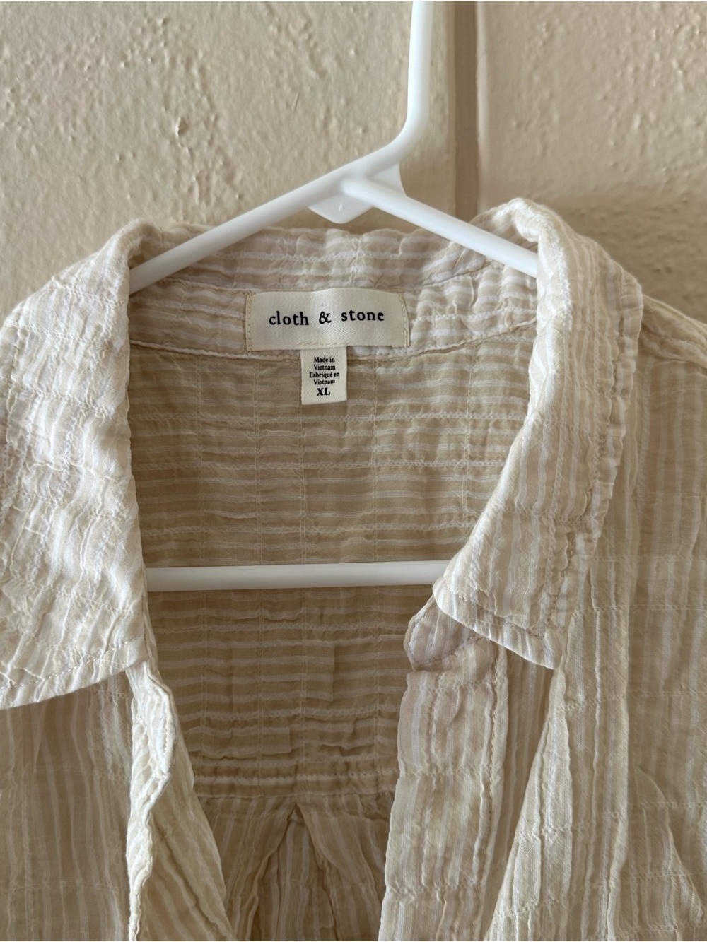 SUPER GREAT CLOTH & STONE TISSUE BUTTON DOWN CREAM/TAN STRIPE WOW XL - Picture 3 of 3